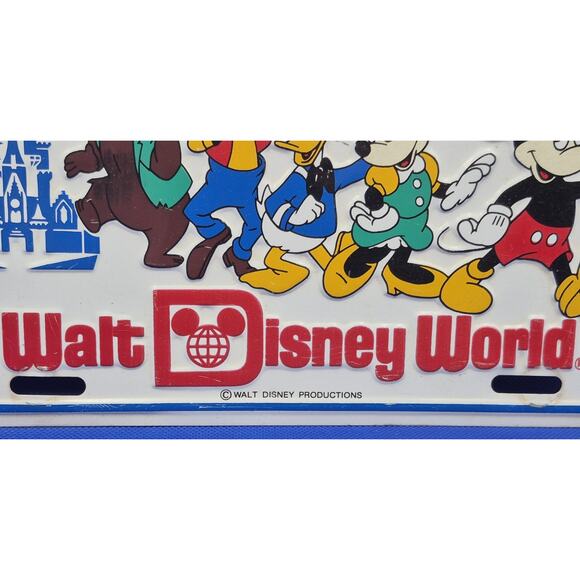 Vintage Walt Disney World Castle Mickey & Friends Metal License Plate 12x6" - Picture 5 of 7